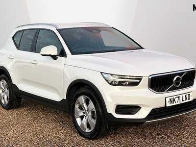 White Used 2021 Volvo XC40 Momentum SUV | £18,790 (Fair price)