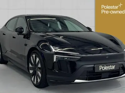 Begagnad Polestar 4 Plus 400 kW (544 HK) 2025 Svart SUV