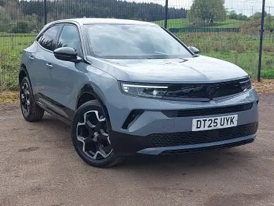 Używany Vauxhall Mokka 136 KM (100 kW) 2025 Szary SUV