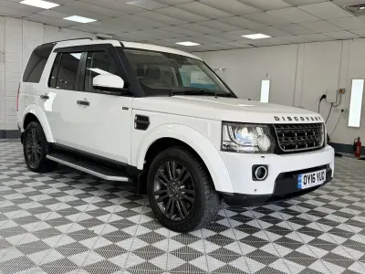 Used Land Rover Discovery 4 Graphite 256 HP (188 kW) 2016 White SUV