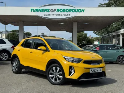 Used Kia Stonic 2023 Yellow SUV