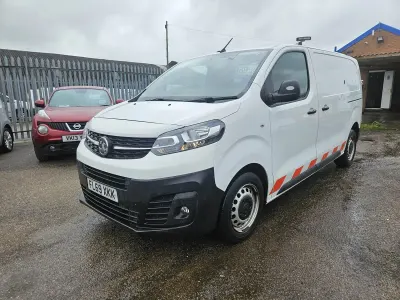 Used Vauxhall Vivaro Edition 2019 White MPV