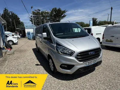 Used Ford Transit Custom Limited 130 HP (95 kW) 2023 Silver Van
