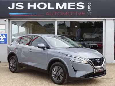 Used Nissan Qashqai Acenta Premium 140 HP (102 kW) 2024 Grey SUV