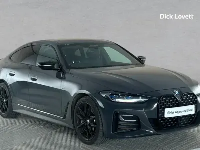 Usado BMW M440 M Sport 369 CV (271 kW) 2022 Gris Berlina