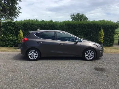 Used Kia Ceed 136 HP (100 kW) 2018 Brown Hatchback