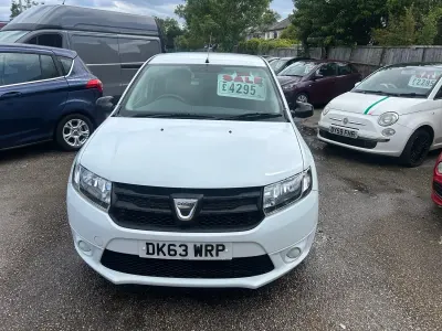 Used Dacia Sandero Ambiance 90 HP (66 kW) 2013 White Hatchback