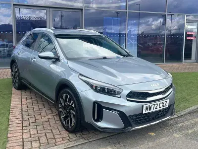 Used Kia XCeed 2022 Lunar silver SUV