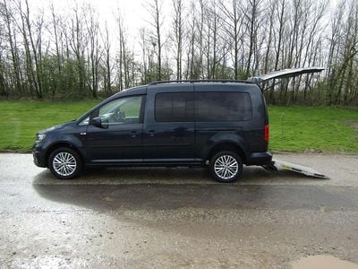 Used VW Caddy Maxi Life Life 102 HP (75 kW) 2020 Blue MPV