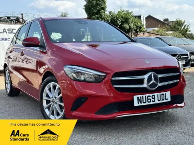 Used Mercedes B200 Executive 2019 Red Hatchback