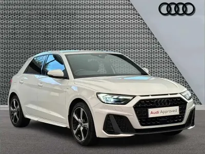 Used Audi A1 S-Line 94 HP (69 kW) 2023 White SUV