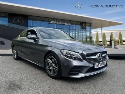 Usado Mercedes C300 AMG line 258 CV (189 kW) 2019 Gris Coupe