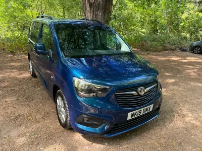 Used Vauxhall Combo S 130 HP (95 kW) 2019 Blue MPV