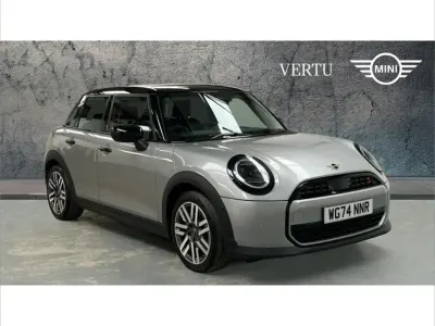 Used Mini Cooper Classic 200 HP (147 kW) 2024 Silver Hatchback