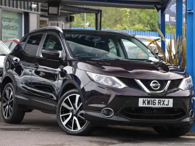 Usado Nissan Qashqai Tekna 130 HP (95 kW) 2016 Preto SUV