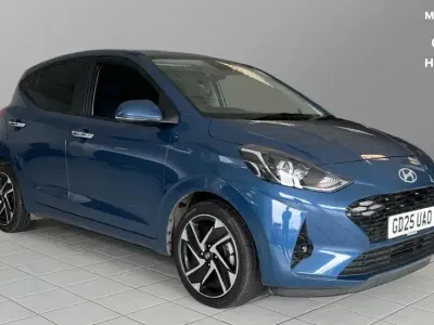 Gebraucht Hyundai i10 Premium 79 PS (58 kW) 2025 Blau Kleinwagen