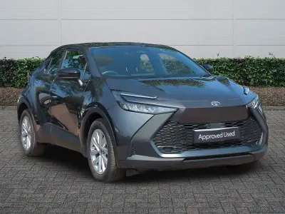 Used Toyota C-HR 140 HP (102 kW) 2025 Grey SUV