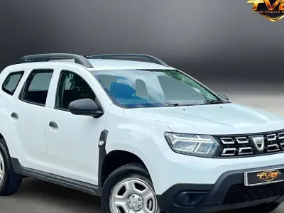 Used Dacia Duster Essentiel 90 HP (66 kW) 2022 White SUV