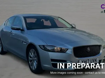 Used Jaguar XE Prestige 163 HP (119 kW) 2017 Silver Sedan