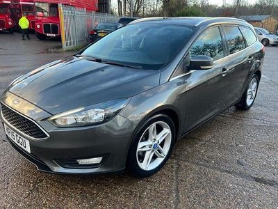 Grey Used 2015 Ford Focus Zetec Estate | £3,795 (Fair price)