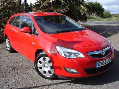 Used Vauxhall Astra 2012 Red Estate