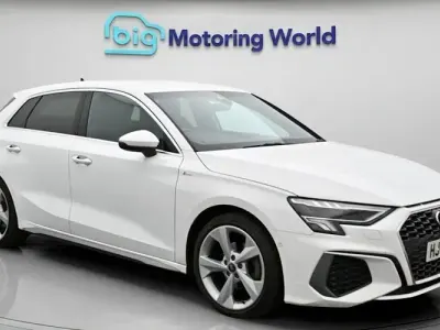Used Audi A3 Sportback S-Line 150 HP (110 kW) 2023 White Hatchback