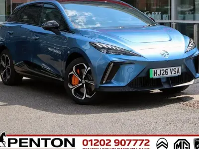 New MG MG4 EV 319 kW (435 HP) 2026 Hatchback