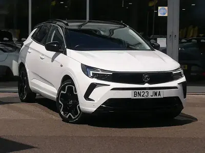 Used Vauxhall Grandland X Elite 2023 White SUV