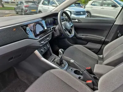 Begagnad VW Polo Life 80 HK (58 kW) 2023 Grå Halvkombi