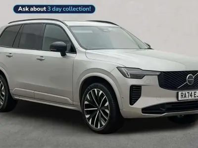 Usado Volvo XC90 Ultra 247 HP (181 kW) 2025 Prateado SUV