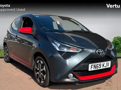 Used Toyota Aygo Trend 72 HP (52 kW) 2019 Grey Hatchback
