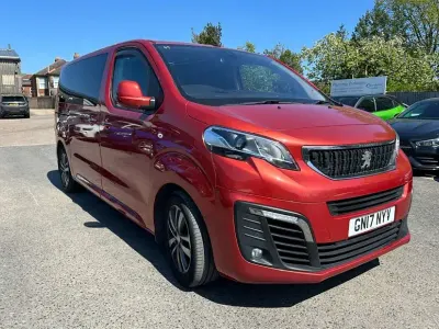 Gebraucht Peugeot Traveller Allure 2017 Van / Kleinbus