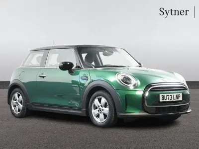 Used Mini Cooper Classic 134 HP (98 kW) 2023 Green Hatchback