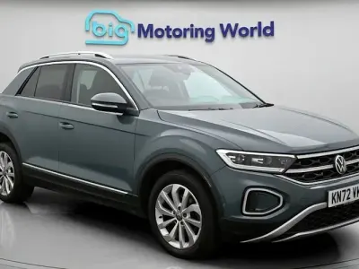 Used VW T-Roc Style 150 HP (110 kW) 2023 Blue SUV