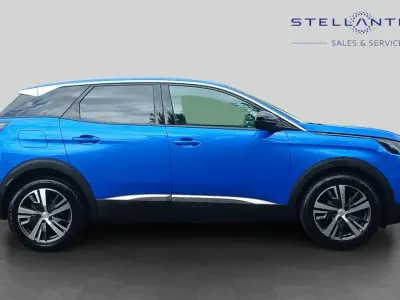 Used Peugeot 3008 Allure 129 HP (94 kW) 2022 Blue SUV