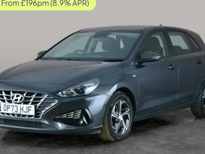 Begagnad Hyundai i30 SE 120 HK (88 kW) 2023 Grå Halvkombi