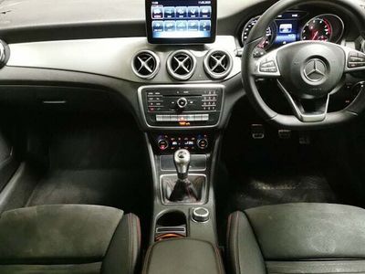 Mercedes GLA200