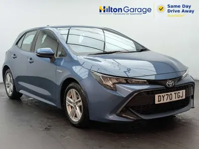 Second-hand Toyota Corolla 122 CP (89 kW) 2020 Albastru Hatchback