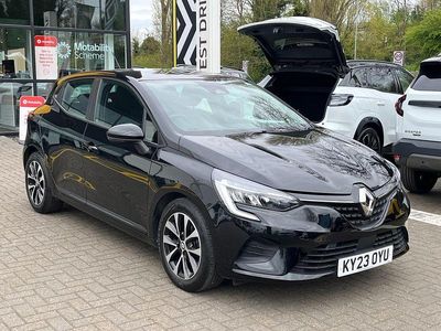 Used Renault Clio V Evolution 90 HP (66 kW) 2023 Diamond black  Hatchback