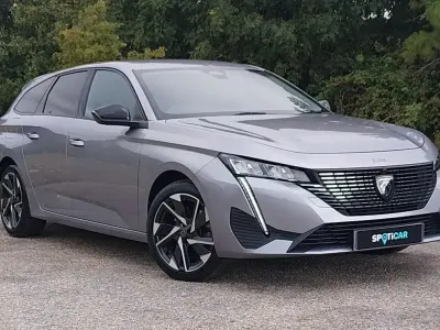 Used Peugeot 308 Allure Premium 128 HP (94 kW) 2023 Grey Estate