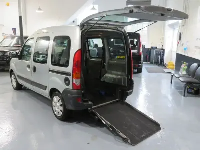 Used Renault Kangoo Authentique 106 HP (77 kW) 2009 Grey MPV