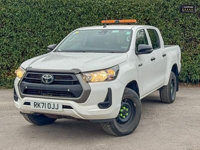 White Used 2021 Toyota HiLux Active Pickup | £23,994 (A bit pricey)
