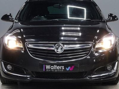 Used Vauxhall Insignia SRi 140 HP (102 kW) 2015 Black Hatchback