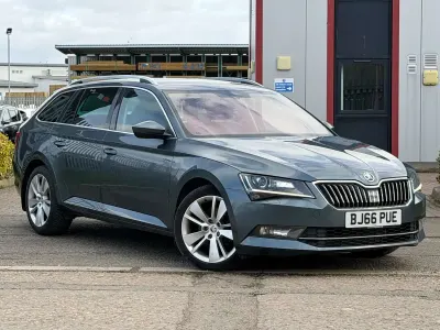 Used Skoda Superb SE L Executive 190 HP (139 kW) 2016 Grey Estate