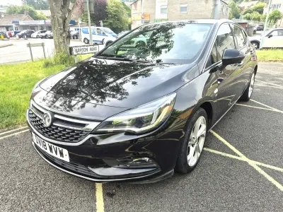Used Vauxhall Astra SRi 150 HP (110 kW) 2018 Black Hatchback