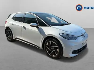 Used VW ID.3 Pure 125 kW (170 HP) 2025 White Hatchback