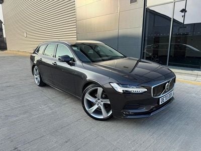 Used Volvo V90 Momentum 195 HP (143 kW) 2020 Grey Estate