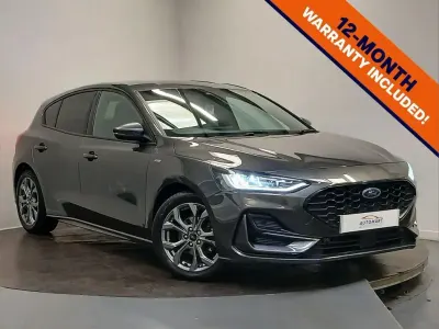 Used Ford Focus ST-Line 123 HP (90 kW) 2023 Grey Hatchback