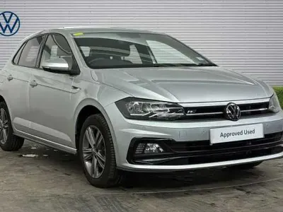 Używany VW Polo R-line 110 KM (80 kW) 2021 Srebrny Hatchback