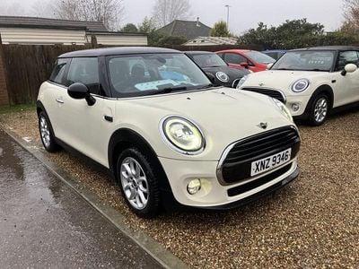 Used Mini Cooper Hatch 2018 White Hatchback